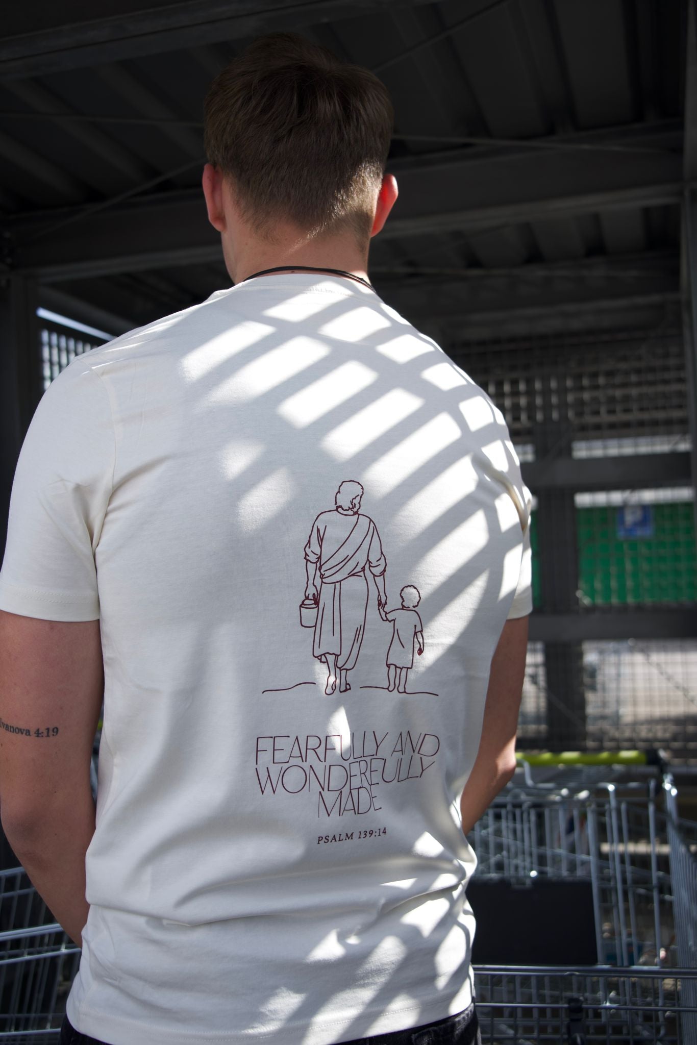 Elohim T-Shirt | beige & white