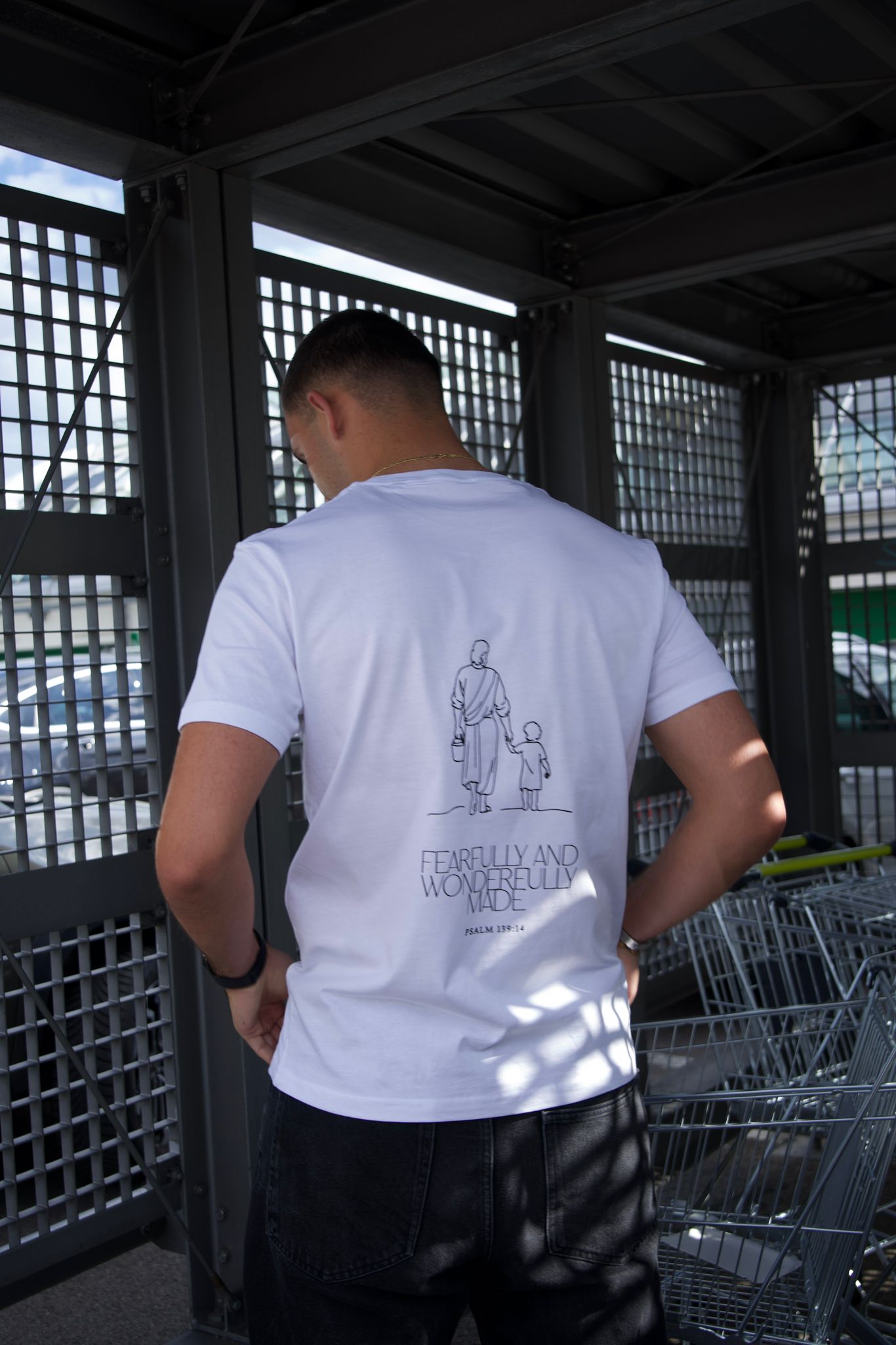 Elohim T-Shirt | beige & white